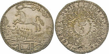 Los 1653: Baunschweig-Calenberg-Hannover. Johann Friedrich, 1665-1679. Ausbeute-Löser zu 1 1/2 Taler 1672. Mzz. LW=Lippold Weber in Clausthal. Vorzüglich. Schätzung: 1.700 Euro.