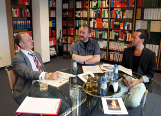 „Aus zwei mach drei.“ – Kunst am Rande der Kriminalität?