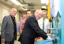 Anprägung der Gedenkmünze zum 500. Geburtstag von Lucas Cranach