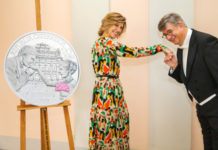 Münze Österreich eröffnet Wiener Opernball mit Prägung