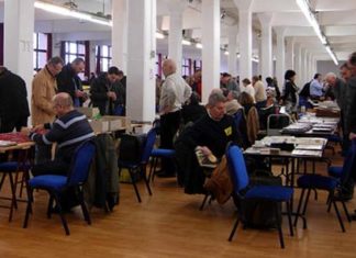 Sammlermärkte: Polster & Rutsch, Ludwig-Loewe-Höfe, Berlin