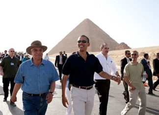Rätseln über Zahi Hawass