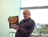 Werkschau von Medailleur Peter Götz Güttler erschienen