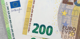 Neue 100- und 200-Euro-Banknoten im Umlauf