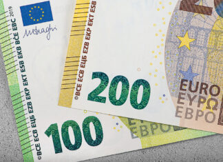 Neue 100- und 200-Euro-Banknoten im Umlauf