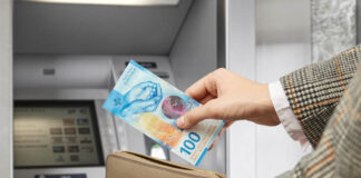 Schweiz gibt neue 100-Franken-Banknote aus