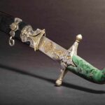 03_HH_80_Ottoman_silver_mounted_ gold-inlaid kilij