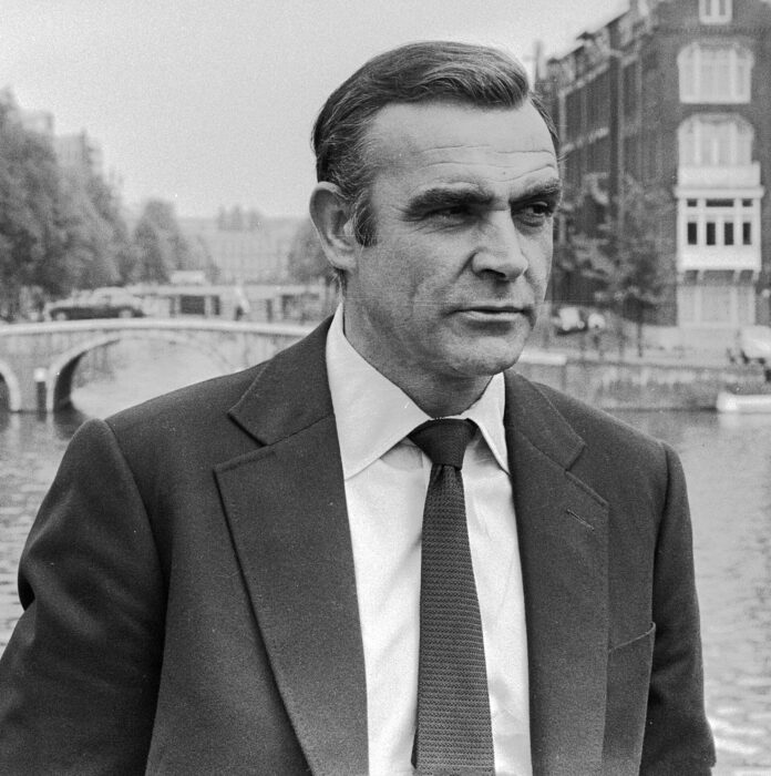 00_Sean_Connery_as_James_Bond_(1971,_cropped)