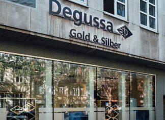 Degussa erweitert Schließfachanlage in Hannover