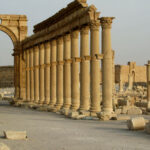 00-Palmyra_Syria_Monumental_Arch_and_Columns