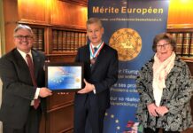 Ralf Fischer zu Cramburg mit dem Mérite Européen ausgezeichnet