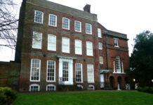 Goldmedaillen gestohlen aus Museum in Colchester