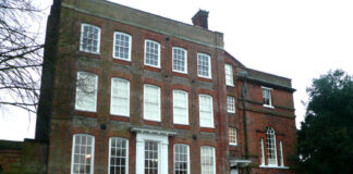 Goldmedaillen gestohlen aus Museum in Colchester