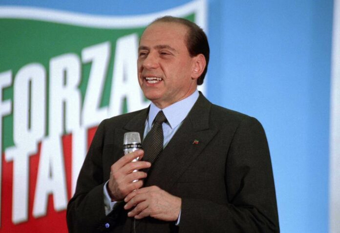 00Silvio_Berlusconi_May_1994