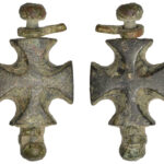 05-Lot 65 – Purse Bar, 14th century, brass
