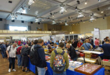 Emsiges Treiben in kleinerem Rahmen – Eindrücke von der Sommermesse