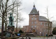 Münzdiebstähle: Einbruch in Schloss Moers