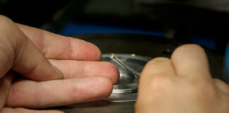 Wie die kleinste Münze der Welt geprägt wurde