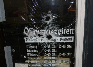 Einbruchsversuch in Erfurt: Täter scheitern an Schaufenster